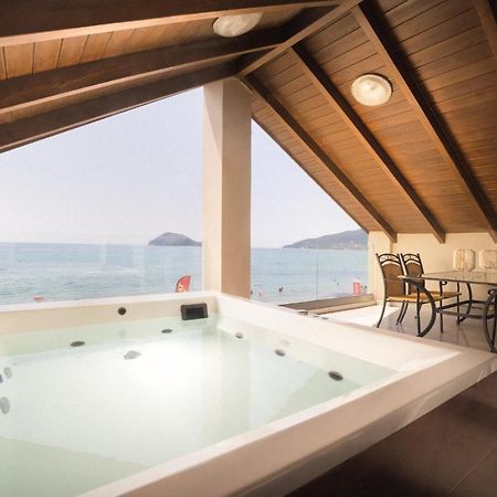 George Beachfront Apartments Lithakia  Екстер'єр фото