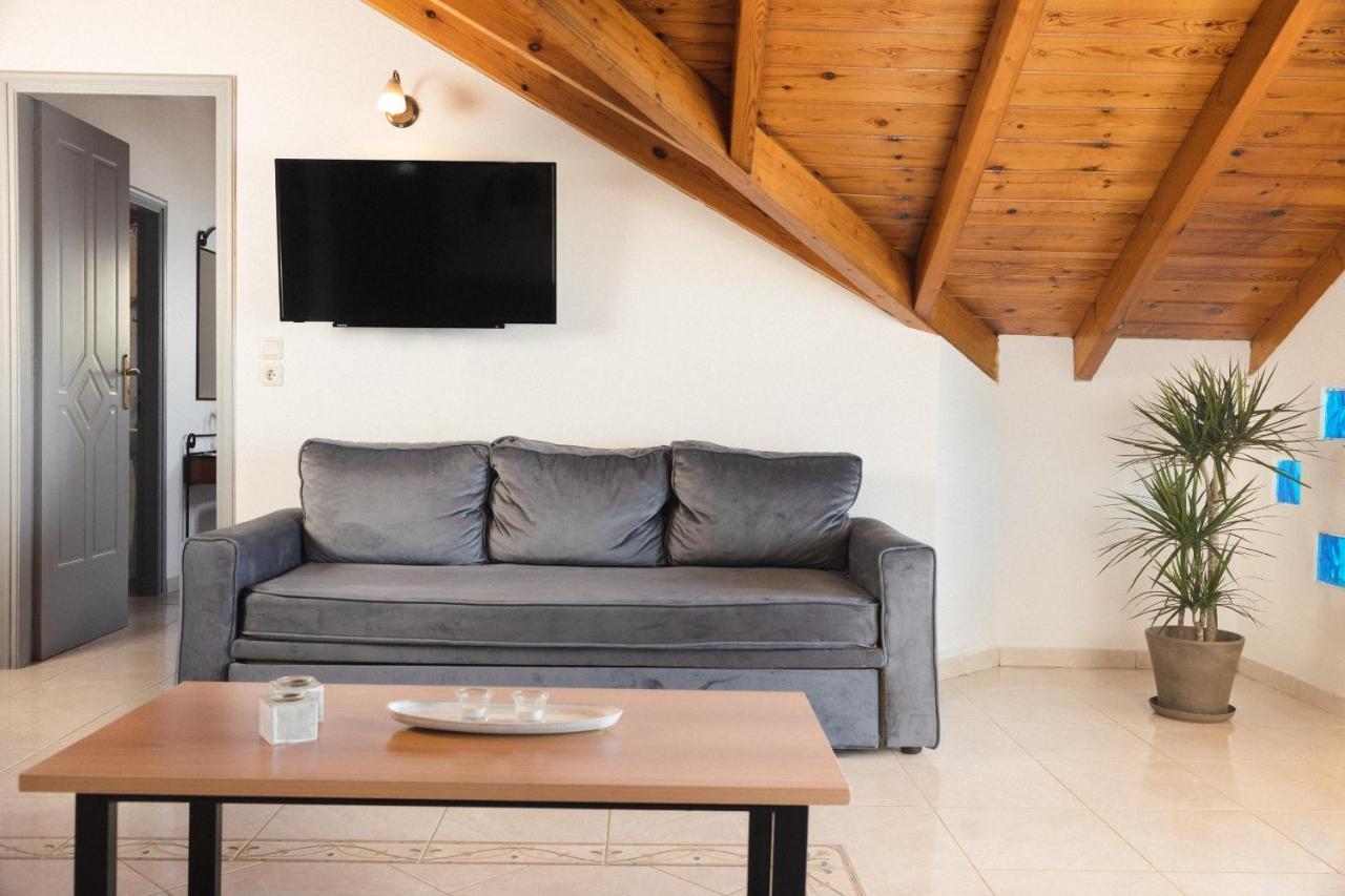 George Beachfront Apartments Lithakia  Екстер'єр фото